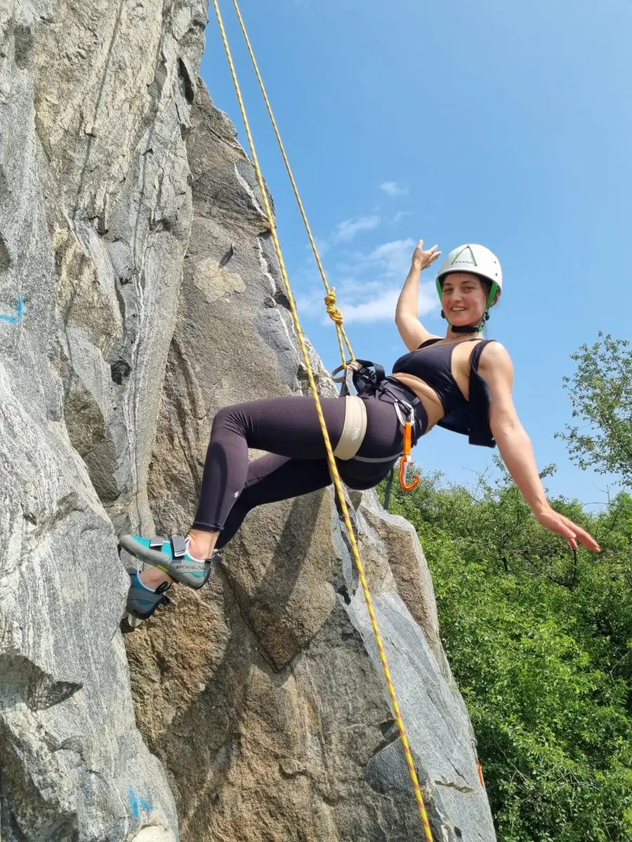 débuter escalade falaise
